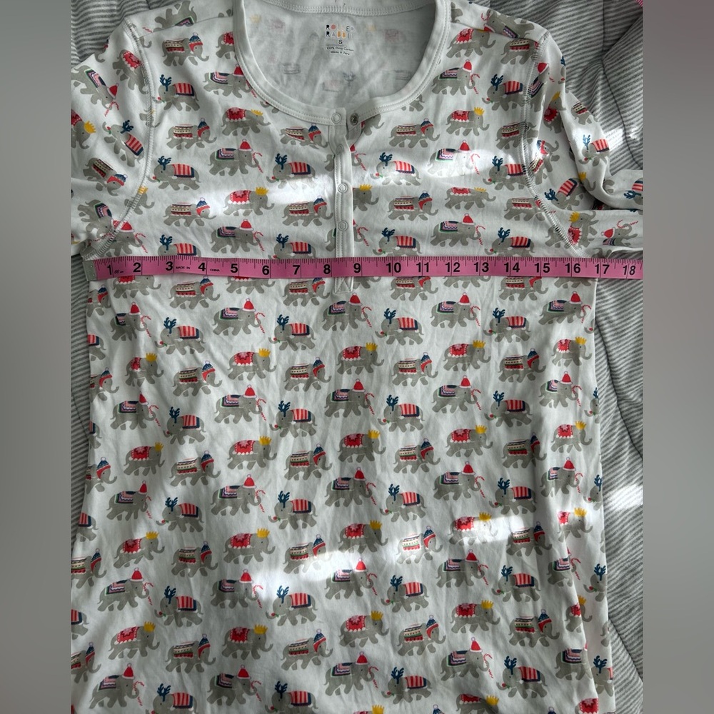 Roller Rabbit Long Sleeved Christmas Hathi top Size small - Picture 6 of 7